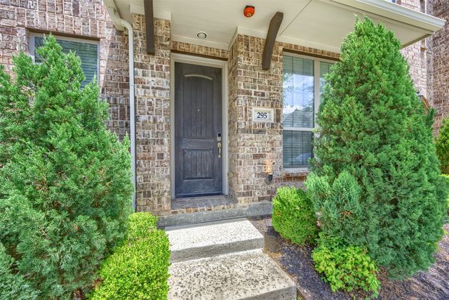 295 Scotia Street, Lewisville, TX 75056