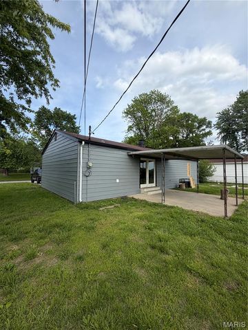 60 W Adams Drive, Cahokia, IL 62206