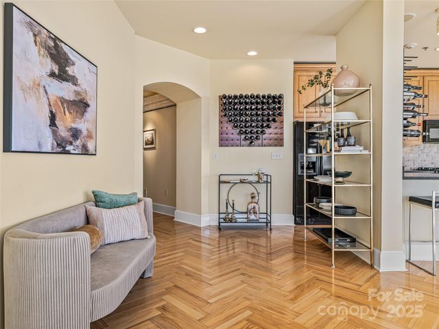 21 Battery Park Avenue 702, Asheville, NC 28801