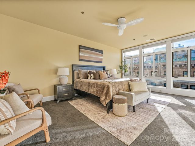 21 Battery Park Avenue 702, Asheville, NC 28801