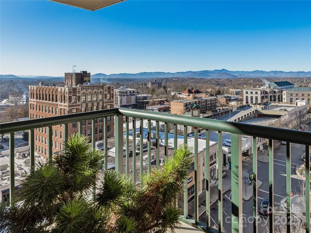 21 Battery Park Avenue 702, Asheville, NC 28801