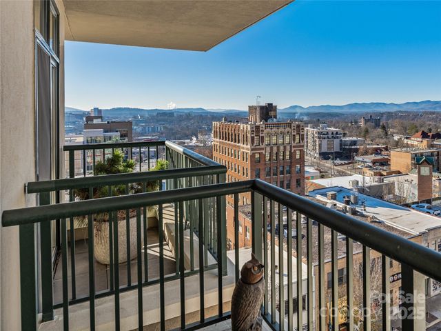21 Battery Park Avenue 702, Asheville, NC 28801