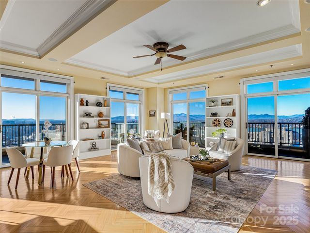 21 Battery Park Avenue 702, Asheville, NC 28801