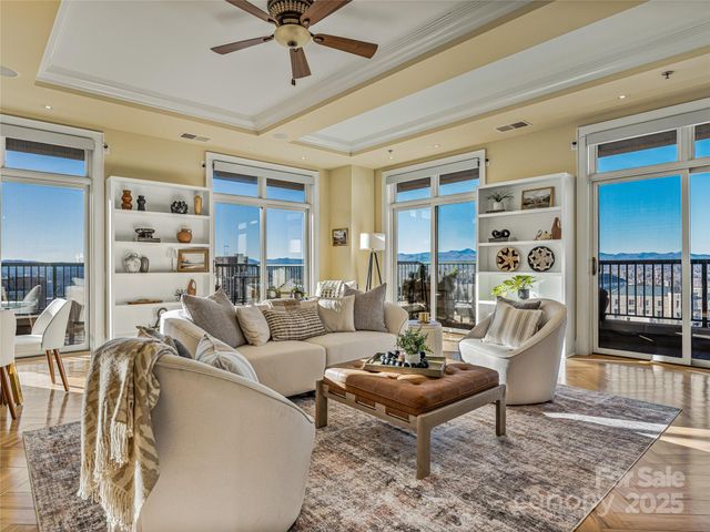 21 Battery Park Avenue 702, Asheville, NC 28801