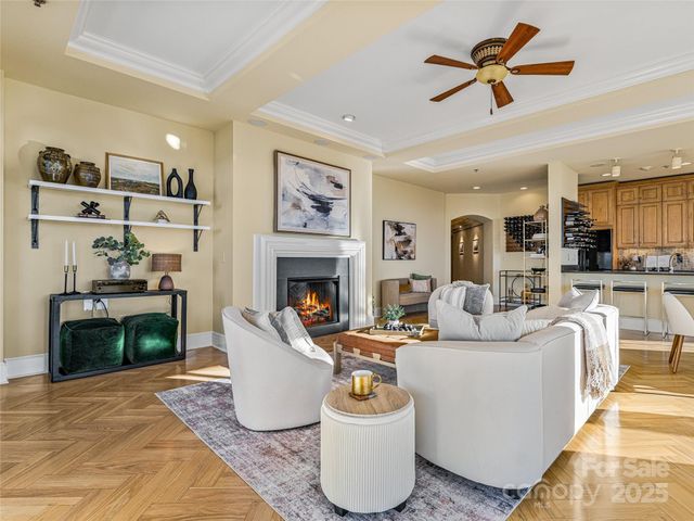 21 Battery Park Avenue 702, Asheville, NC 28801