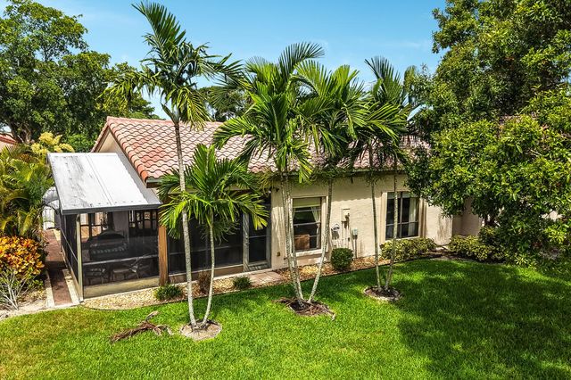 5569 Lakeview Mews Drive, Boynton Beach, FL 33437