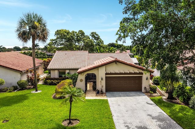 5569 Lakeview Mews Drive, Boynton Beach, FL 33437