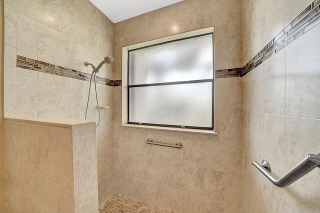 5569 Lakeview Mews Drive, Boynton Beach, FL 33437