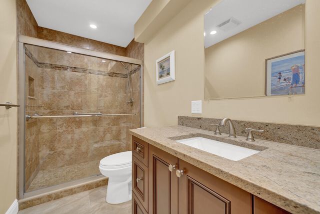 5569 Lakeview Mews Drive, Boynton Beach, FL 33437