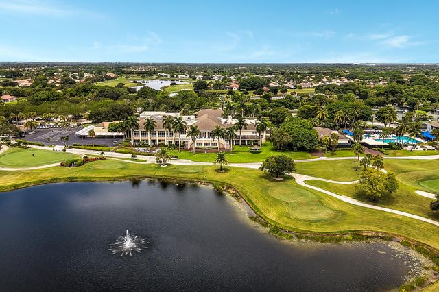 5569 Lakeview Mews Drive, Boynton Beach, FL 33437