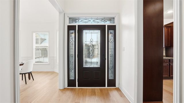 2749 Shadowrock Court, Hampton, PA 15044