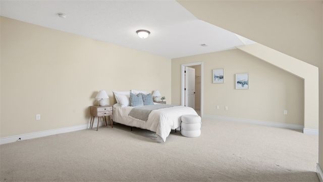 2749 Shadowrock Court, Hampton, PA 15044