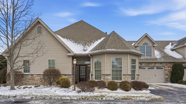 2749 Shadowrock Court, Hampton, PA 15044