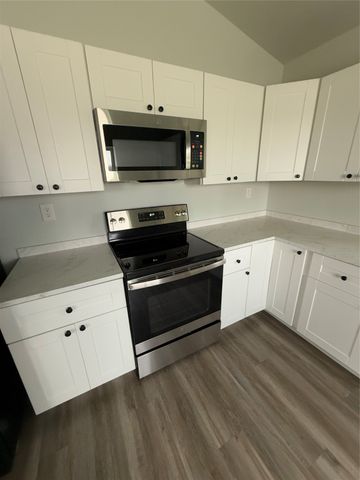 303 Ussery Street, Bowie, TX 76230