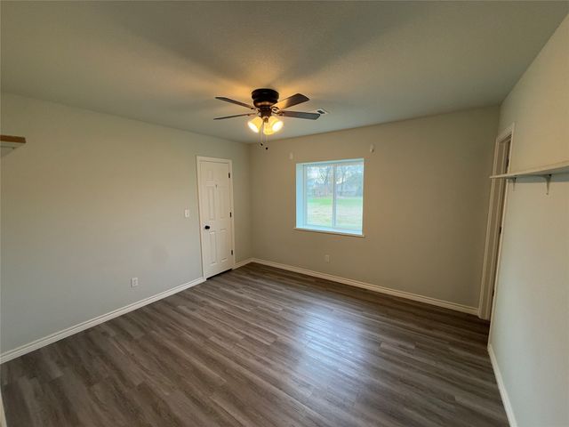 303 Ussery Street, Bowie, TX 76230