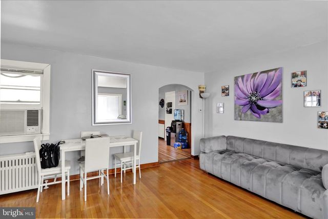 4011 KUTZTOWN RD, Temple, PA 19560