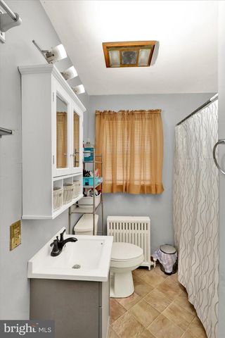 4011 KUTZTOWN RD, Temple, PA 19560