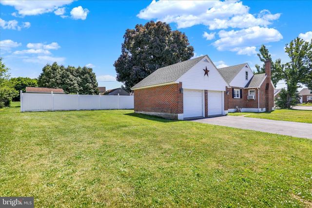 4011 KUTZTOWN RD, Temple, PA 19560