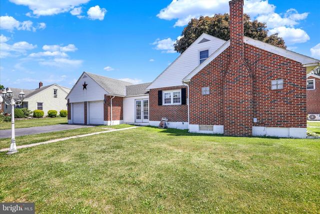 4011 KUTZTOWN RD, Temple, PA 19560