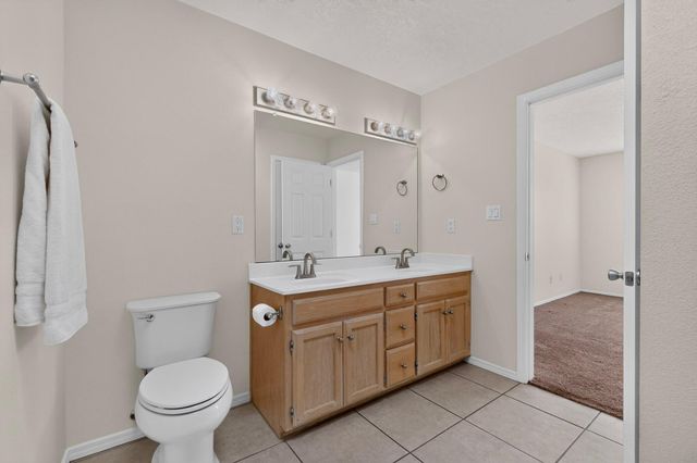 4909 Sereno Drive NE, Albuquerque, NM 87111
