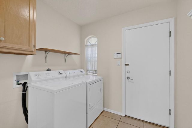 4909 Sereno Drive NE, Albuquerque, NM 87111