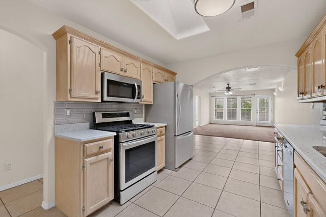 4909 Sereno Drive NE, Albuquerque, NM 87111