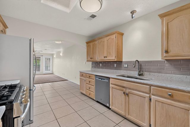 4909 Sereno Drive NE, Albuquerque, NM 87111
