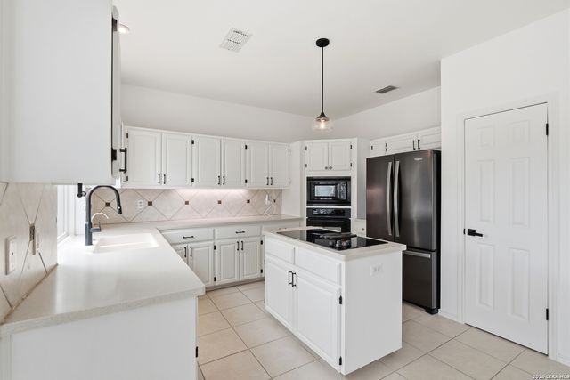 602 Lightstone, San Antonio, TX 78258