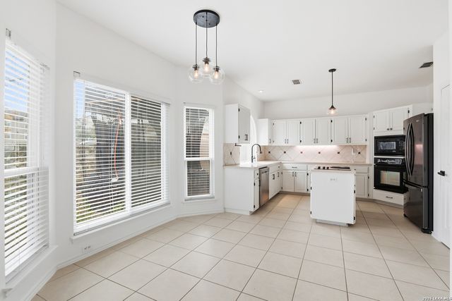 602 Lightstone, San Antonio, TX 78258