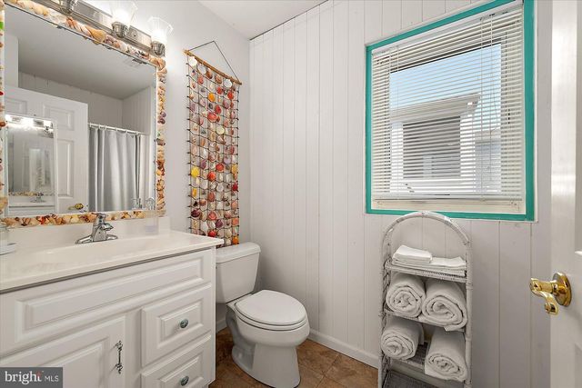 905 MCWILLIAMS ST, Fenwick Island, DE 19944