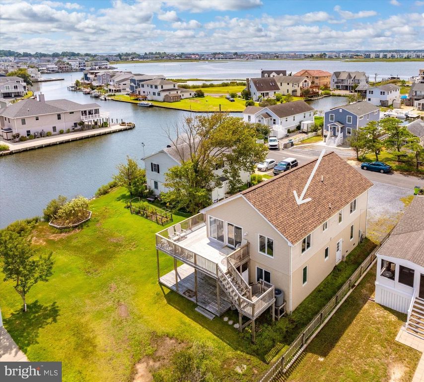 905 MCWILLIAMS ST, Fenwick Island, DE 19944