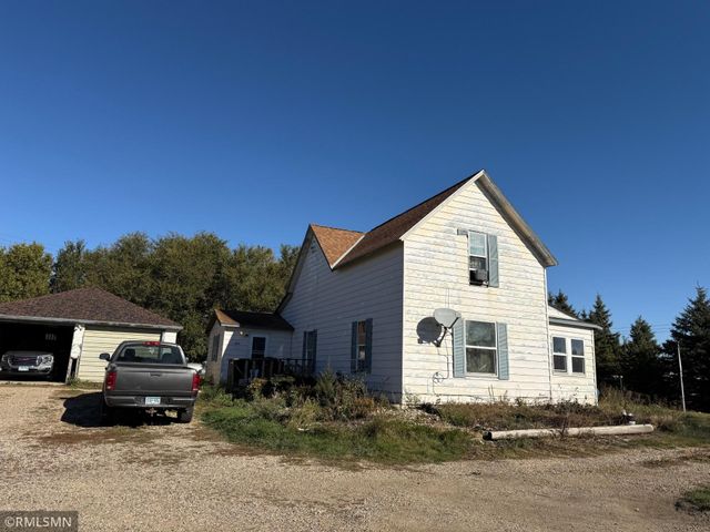 31925 Paul Avenue, Bigelow Twp, MN 56187