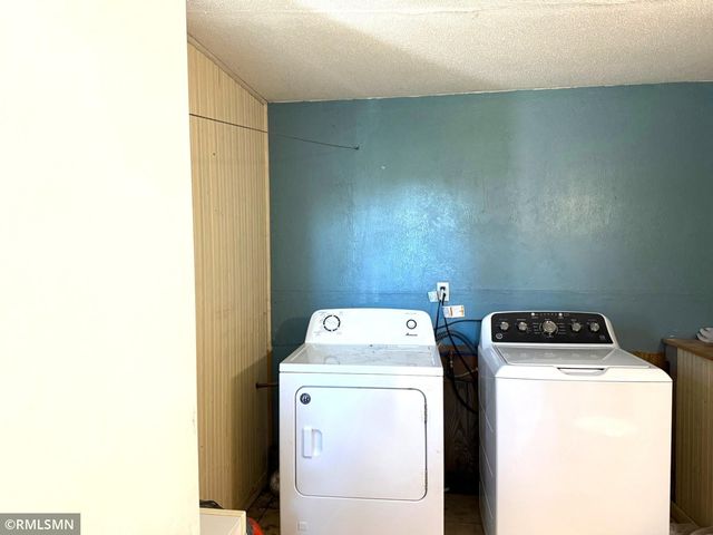 31925 Paul Avenue, Bigelow Twp, MN 56187