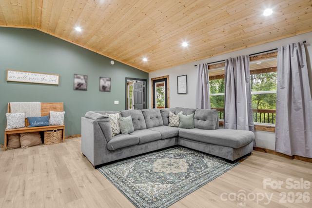 295 Penland Street, Clyde, NC 28721