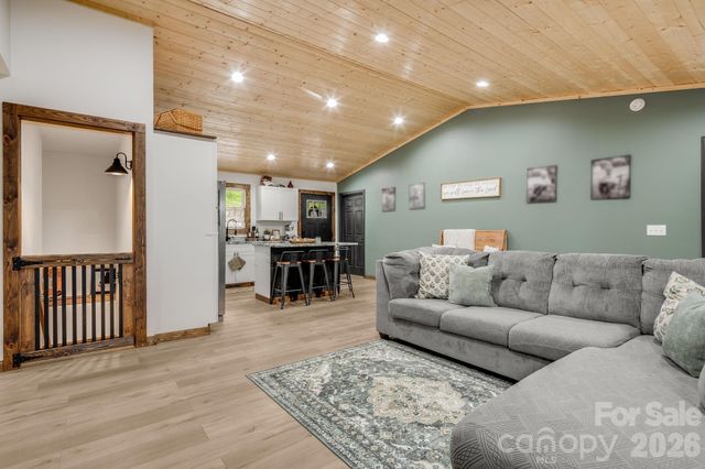 295 Penland Street, Clyde, NC 28721