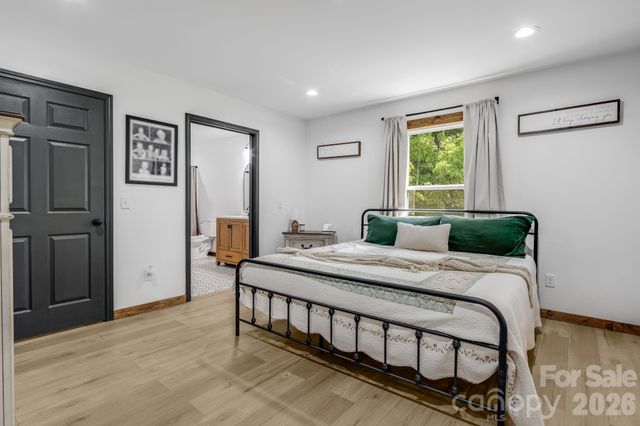295 Penland Street, Clyde, NC 28721