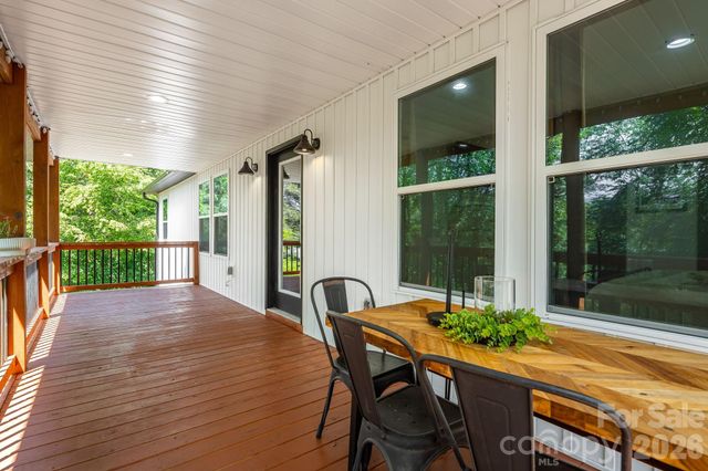 295 Penland Street, Clyde, NC 28721