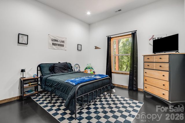 295 Penland Street, Clyde, NC 28721