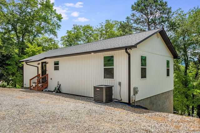 295 Penland Street, Clyde, NC 28721