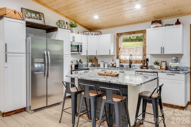 295 Penland Street, Clyde, NC 28721