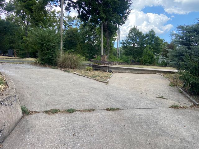 24280 S 610 Drive, Grove, OK 74344