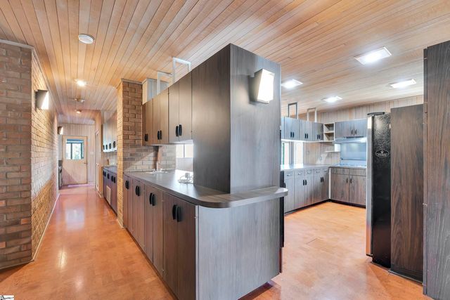 103 Firethorn Lane, Spartanburg, SC 29307