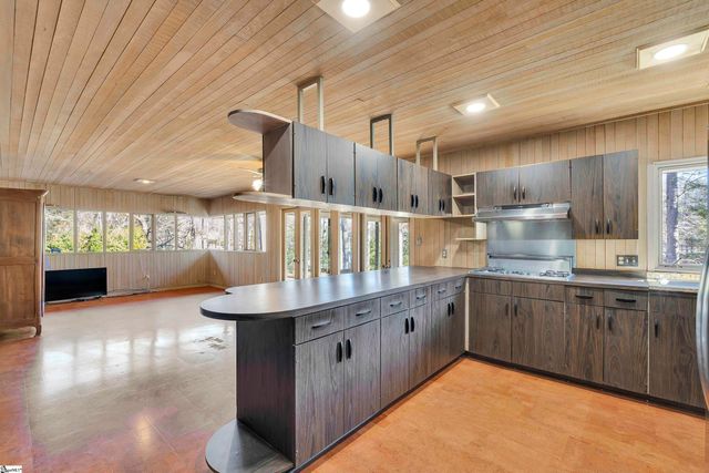 103 Firethorn Lane, Spartanburg, SC 29307