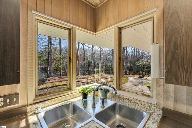 103 Firethorn Lane, Spartanburg, SC 29307