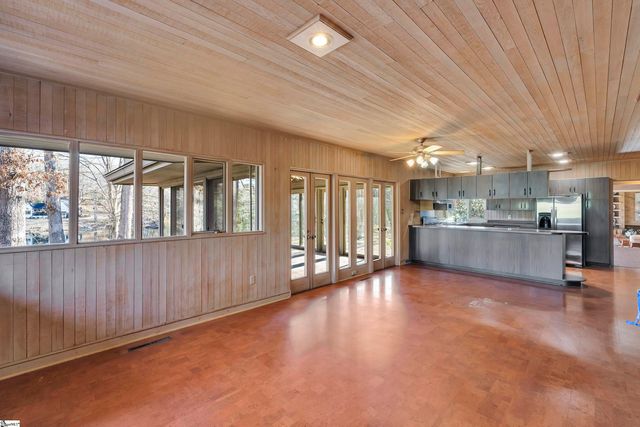 103 Firethorn Lane, Spartanburg, SC 29307