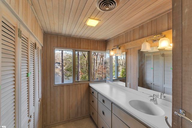 103 Firethorn Lane, Spartanburg, SC 29307