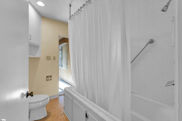 103 Firethorn Lane, Spartanburg, SC 29307