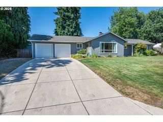 3005 COUNTRY Ln, Eugene, OR 97401