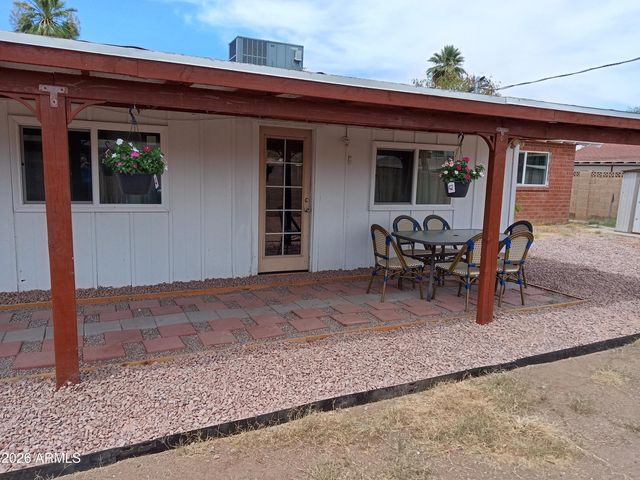 3629 W CLAREMONT Street W, Phoenix, AZ 85019