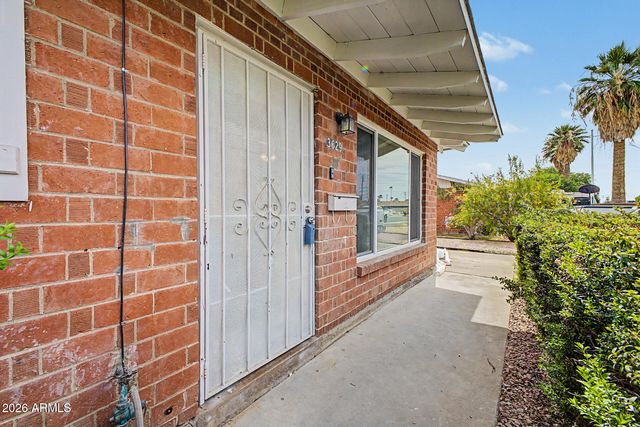 3629 W CLAREMONT Street W, Phoenix, AZ 85019